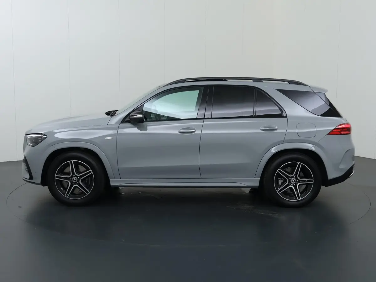 400 e 4MATIC AMG Line | Night | Panoramadak | Luchtvering | Trekhaak | Burmester | Memory | Thermotronic |