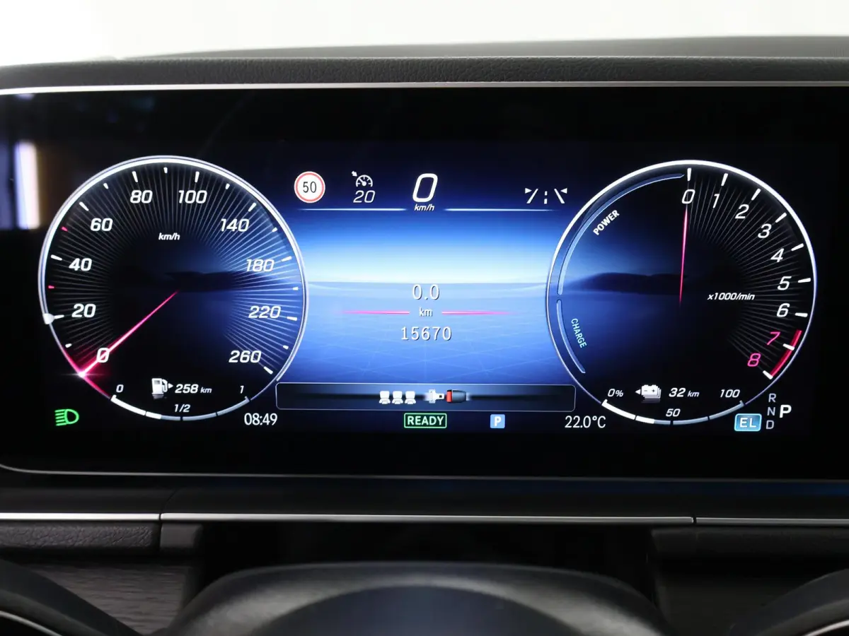 400 e 4MATIC AMG Line | Night | Panoramadak | Luchtvering | Trekhaak | Burmester | Memory | Thermotronic |