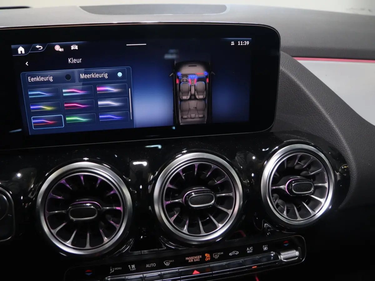 250e Business Solution AMG | Night | AMG Line plus | Panoramaschuifdak | Head-Up | 360 camera | Memory stoelen |