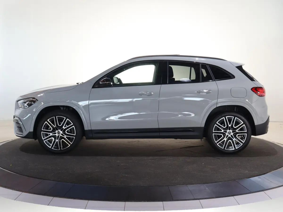 250e Business Solution AMG | Night | AMG Line plus | Panoramaschuifdak | Head-Up | 360 camera | Memory stoelen |