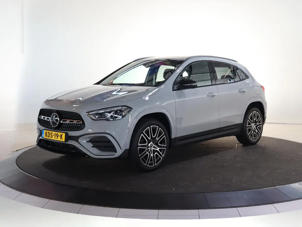 250e Business Solution AMG | Night | AMG Line plus | Panoramaschuifdak | Head-Up | 360 camera | Memory stoelen |