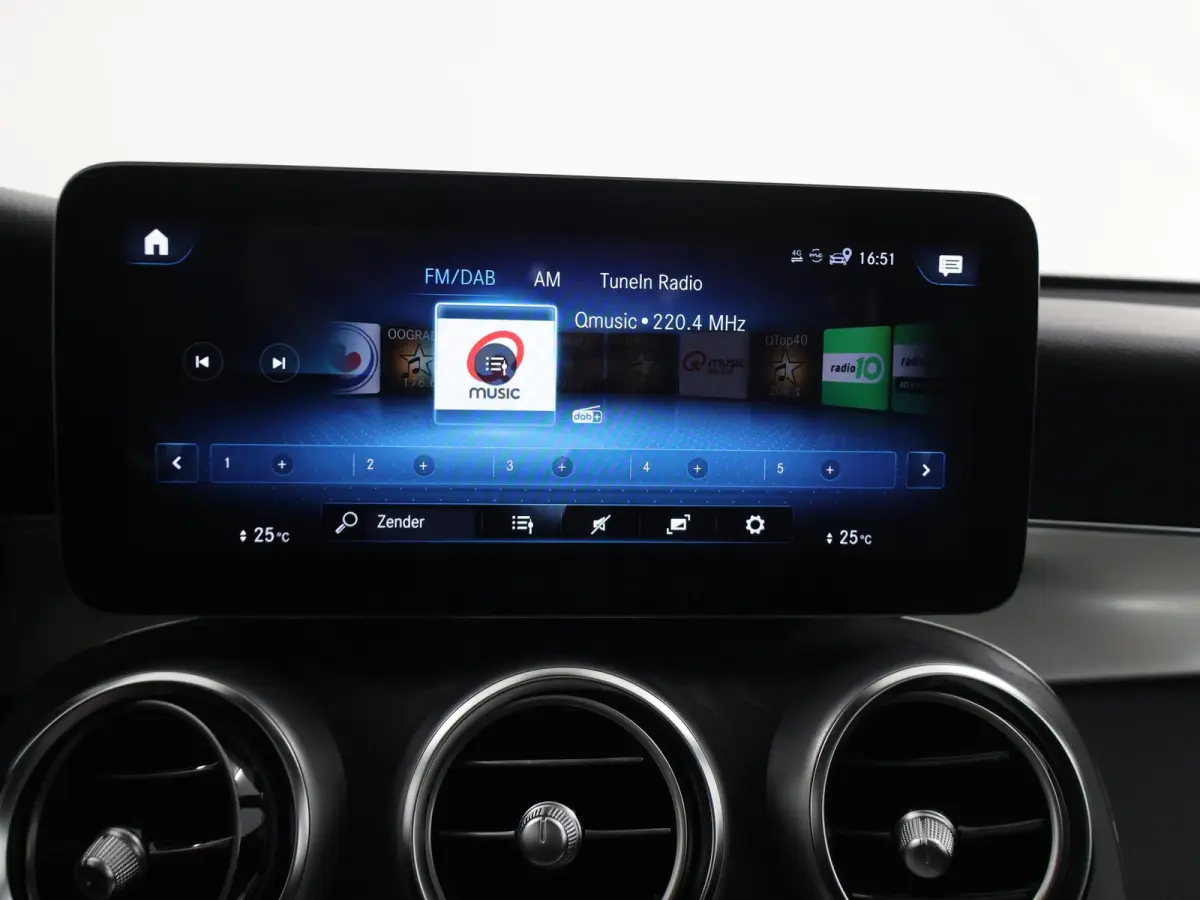 4MATIC Premium | Digitale cockpit | AMG | Panoramadak | Night pakket | Keyless |