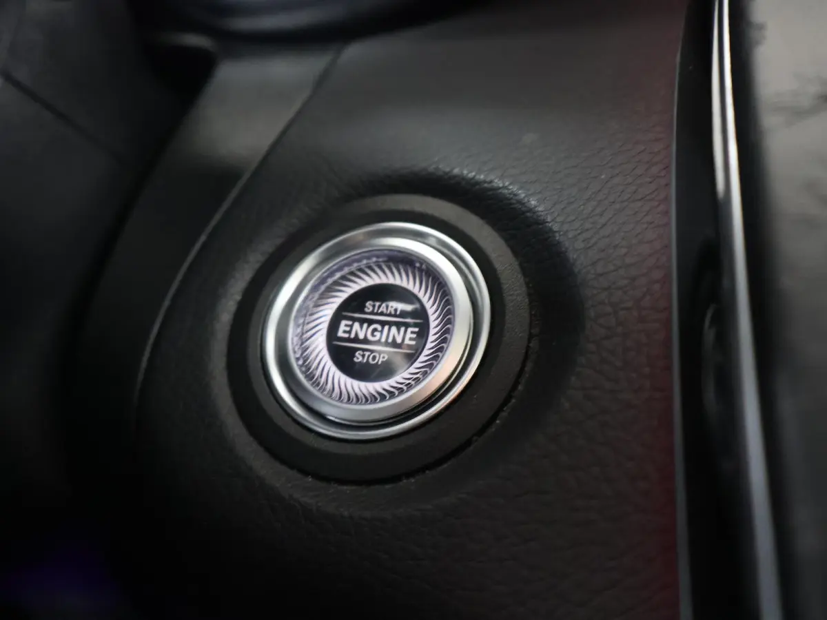 4MATIC Premium | Digitale cockpit | AMG | Panoramadak | Night pakket | Keyless |
