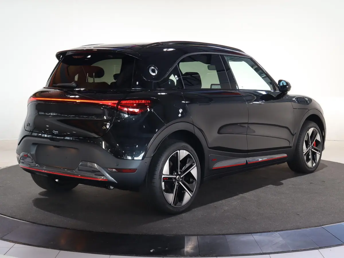 BRABUS 66 kWh | 428 pk | Panoramadak | 360 Camera | Keyless Entry | Memory | Cyber Spark LED | Smart Drive Pilot | BRABUS Mode |