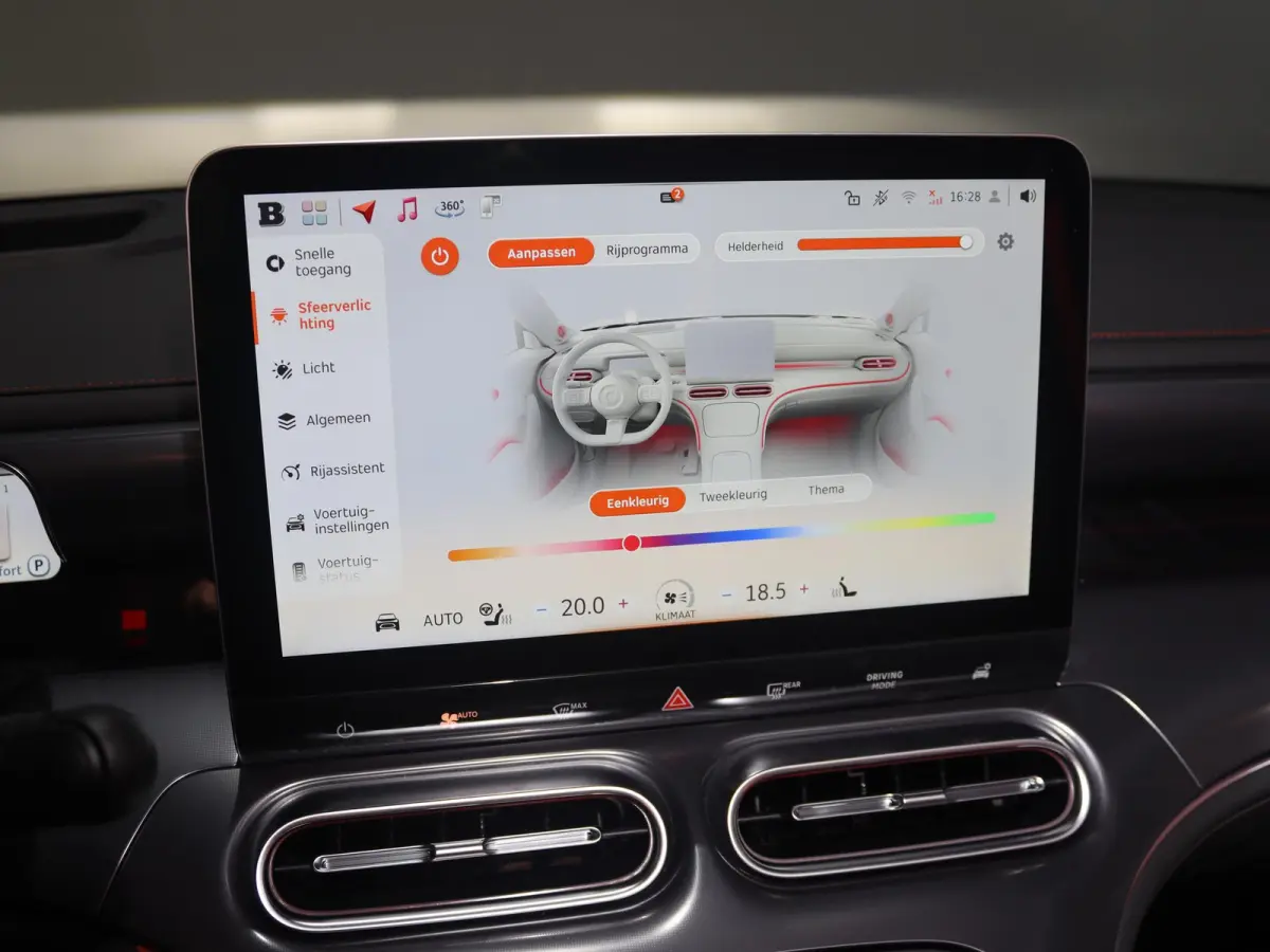 BRABUS 66 kWh | 428 pk | Panoramadak | 360 Camera | Keyless Entry | Memory | Cyber Spark LED | Smart Drive Pilot | BRABUS Mode |