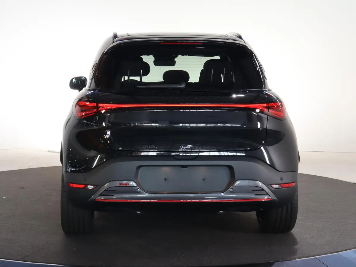 BRABUS 66 kWh | 428 pk | Panoramadak | 360 Camera | Keyless Entry | Memory | Cyber Spark LED | Smart Drive Pilot | BRABUS Mode |