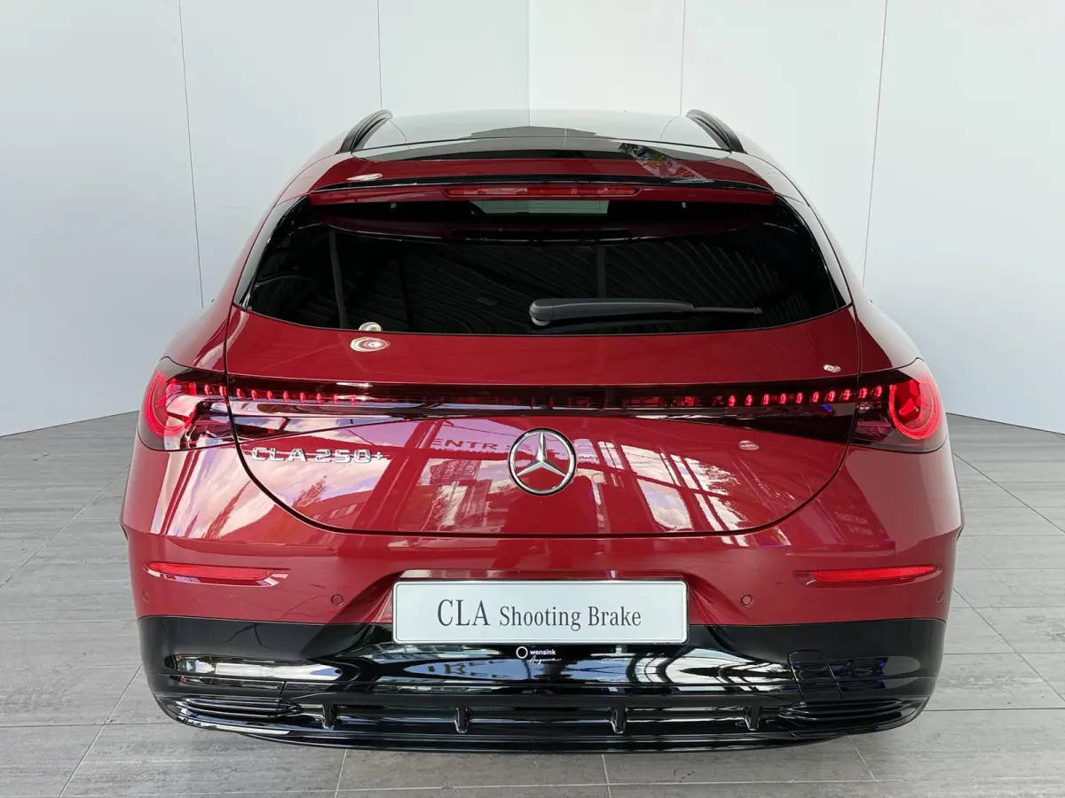 250+ Business Solution AMG 85.5 kWh |  AMG Line Plus | Premium Pakket | Winterpakket | Superscreen | Verwarmd stuurwiel | Dodehoekassistent | Nightpakket |