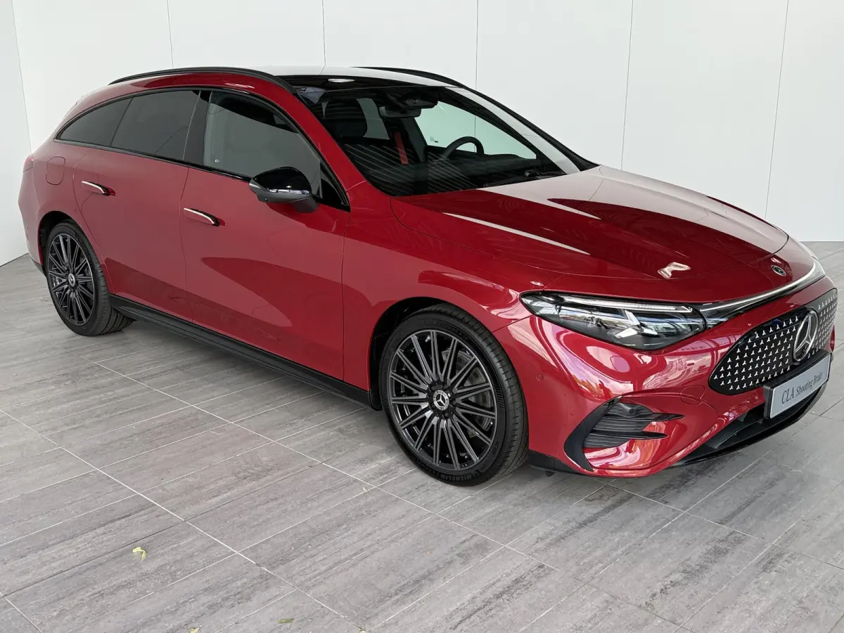 250+ Business Solution AMG 85.5 kWh |  AMG Line Plus | Premium Pakket | Winterpakket | Superscreen | Verwarmd stuurwiel | Dodehoekassistent | Nightpakket |
