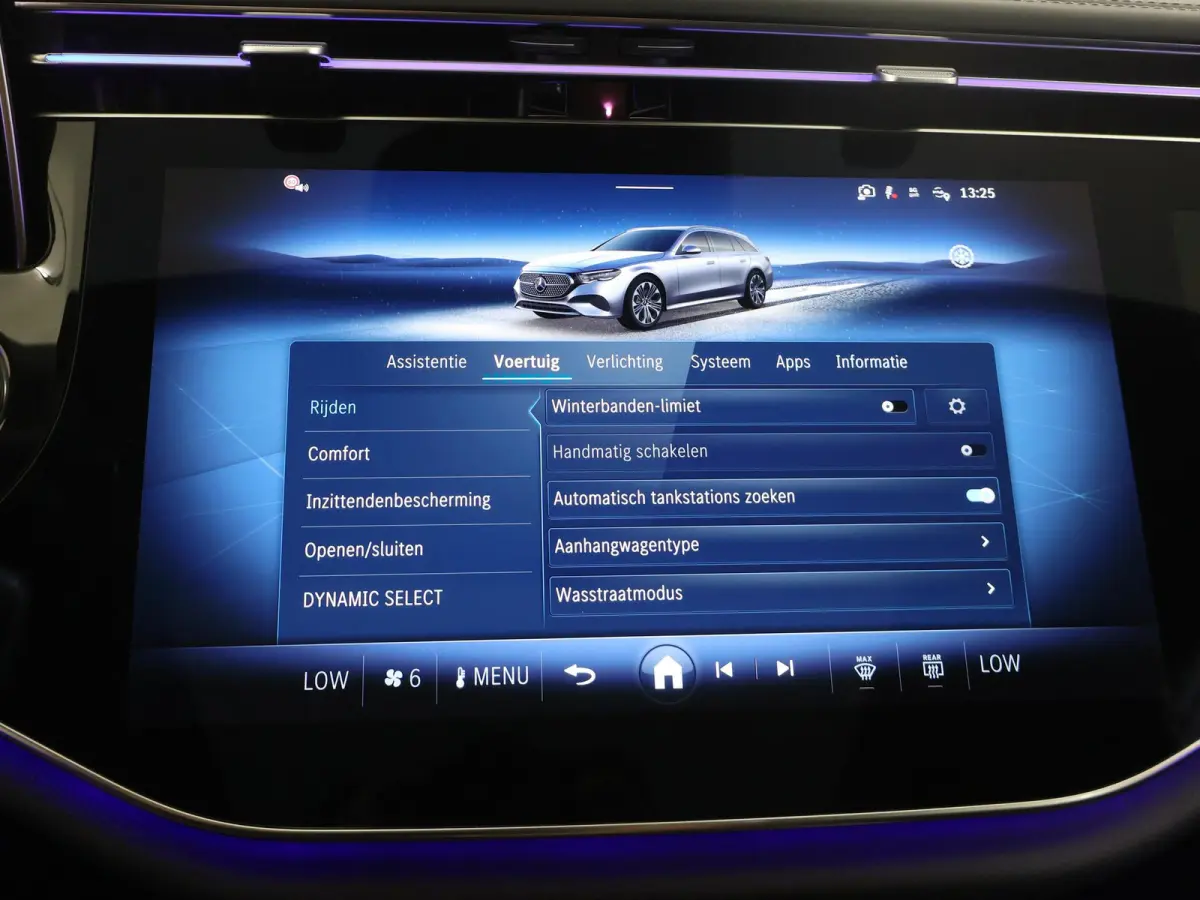 300e Sport Edition | Panoramaschuifdak | Trekhaak | Premium Pakket | 360°-camera | MBUX Superscreen | Burmester |