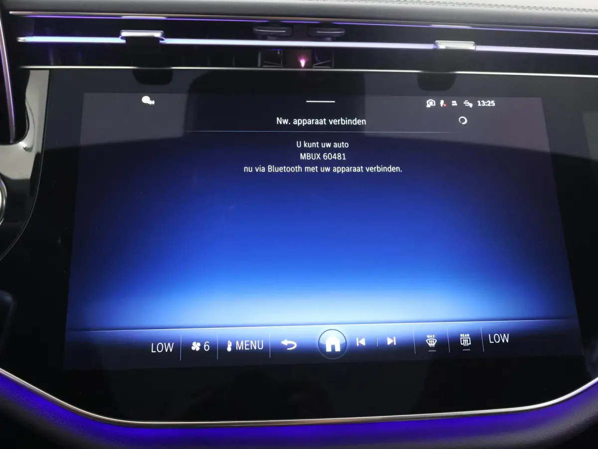 300e Sport Edition | Panoramaschuifdak | Trekhaak | Premium Pakket | 360°-camera | MBUX Superscreen | Burmester |