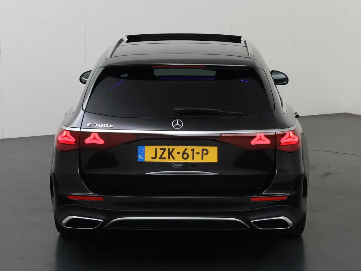 300e Sport Edition | Panoramaschuifdak | Trekhaak | Premium Pakket | 360°-camera | MBUX Superscreen | Burmester |