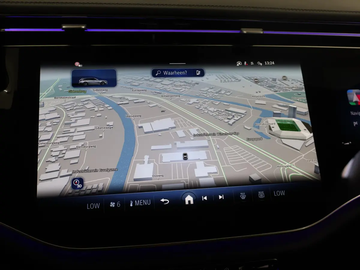 300e Sport Edition | Panoramaschuifdak | Trekhaak | Premium Pakket | 360°-camera | MBUX Superscreen | Burmester |