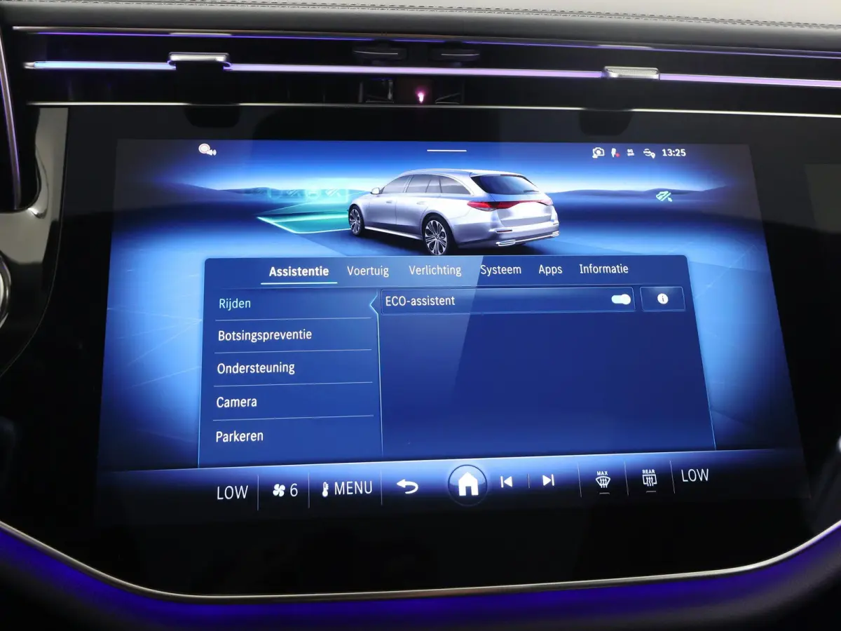 300e Sport Edition | Panoramaschuifdak | Trekhaak | Premium Pakket | 360°-camera | MBUX Superscreen | Burmester |