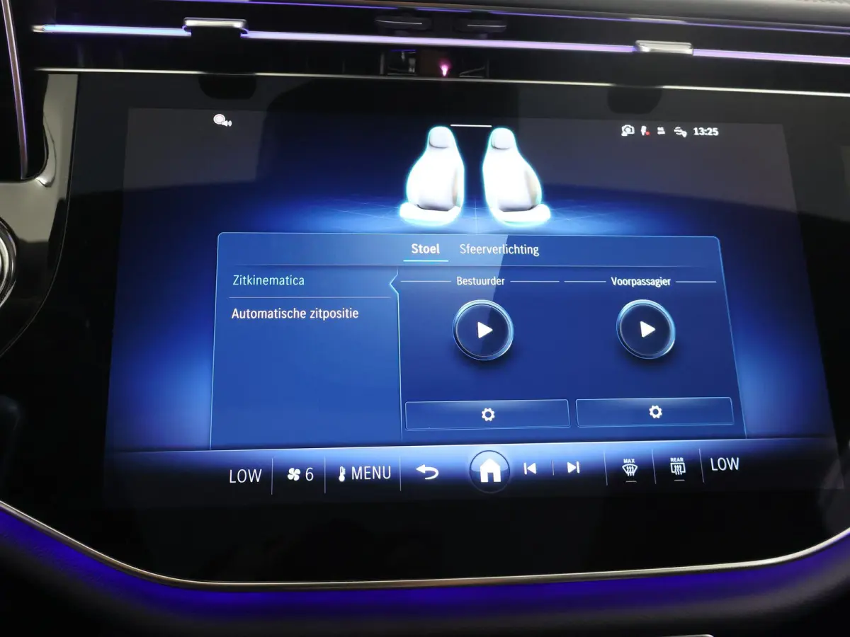 300e Sport Edition | Panoramaschuifdak | Trekhaak | Premium Pakket | 360°-camera | MBUX Superscreen | Burmester |