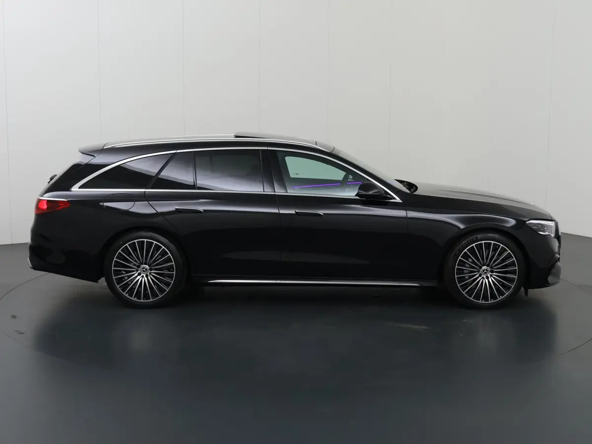 300e Sport Edition | Panoramaschuifdak | Trekhaak | Premium Pakket | 360°-camera | MBUX Superscreen | Burmester |