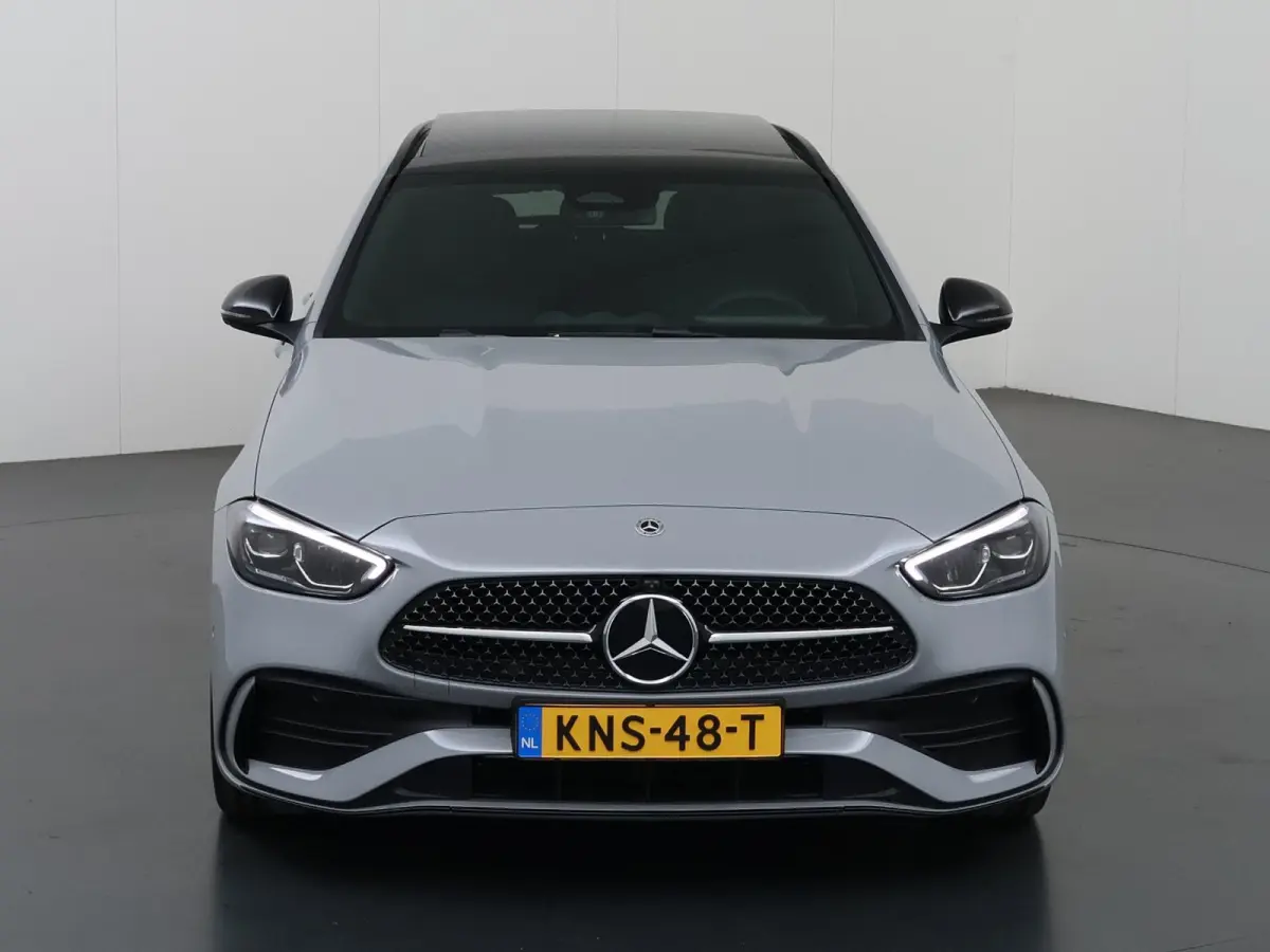 300 e 140 Years Edition | Trekhaak | AMG | Panoramadak | Memory | Sfeerverlichting | 360 graden camera |
