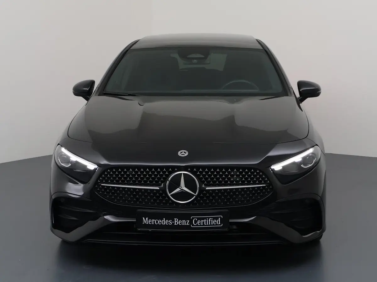 180 Star Edition AMG Line | Panoramadak | 19 inch LM velgen | Night pakket | Multibeam Led verlichting |