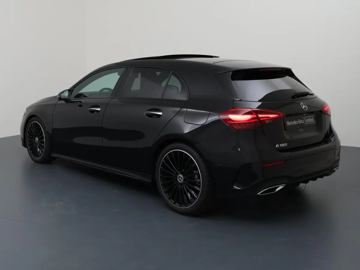 180 Star Edition AMG Line | Panoramadak | 19 inch LM velgen | Night pakket | Multibeam Led verlichting |