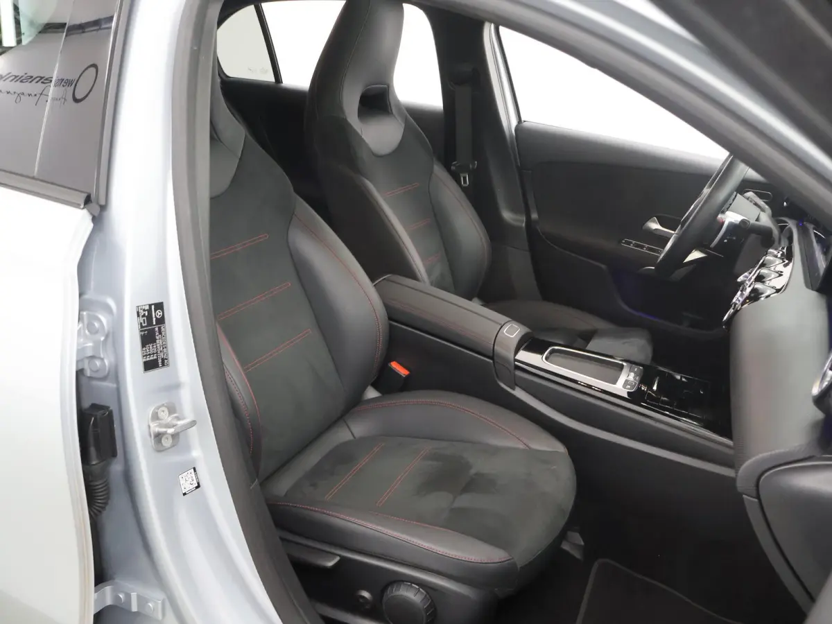 180 Business Solution AMG | Panoramadak | Night pakket | Sfeerverlichting |