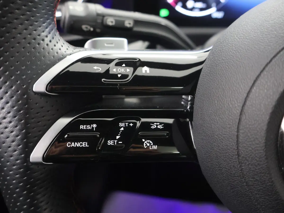 180 Business Solution AMG | Panoramadak | Night pakket | Sfeerverlichting |