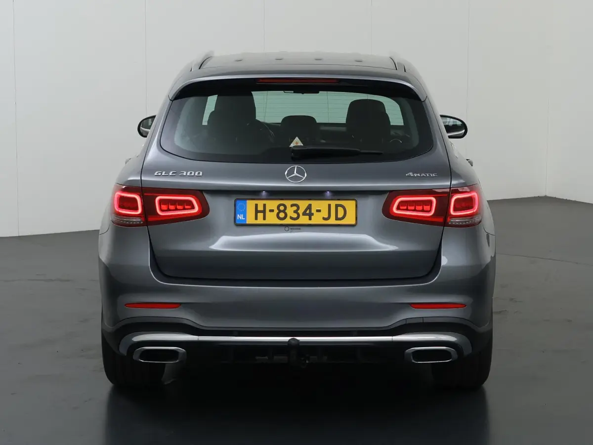 300 4MATIC Premium | AMG | Stoelverwarming | Led koplampen |