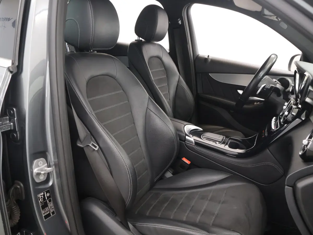 300 4MATIC Premium | AMG | Stoelverwarming | Led koplampen |