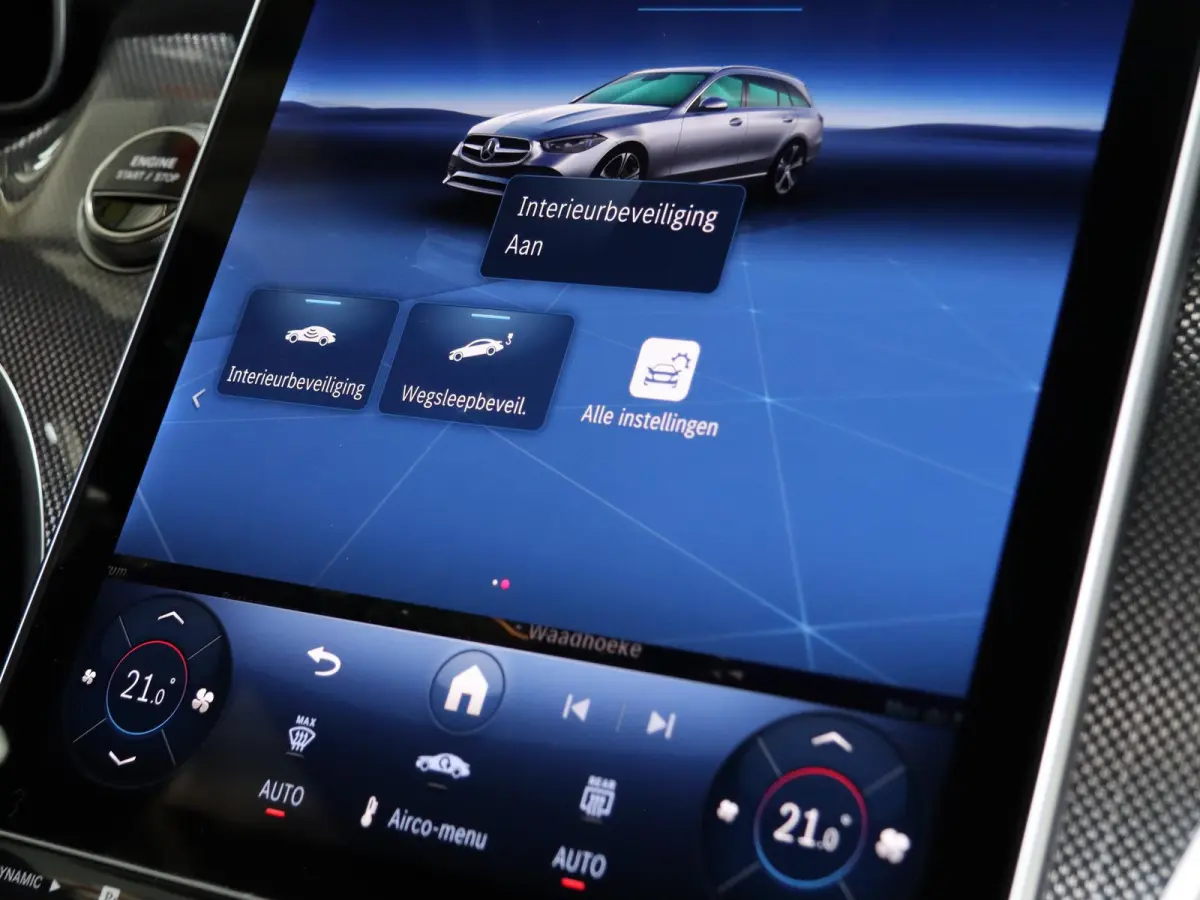 300e Business Solution AMG | Panoramaschuifdak | Nightpakket | Burmester | Head-Up | Digital Light |