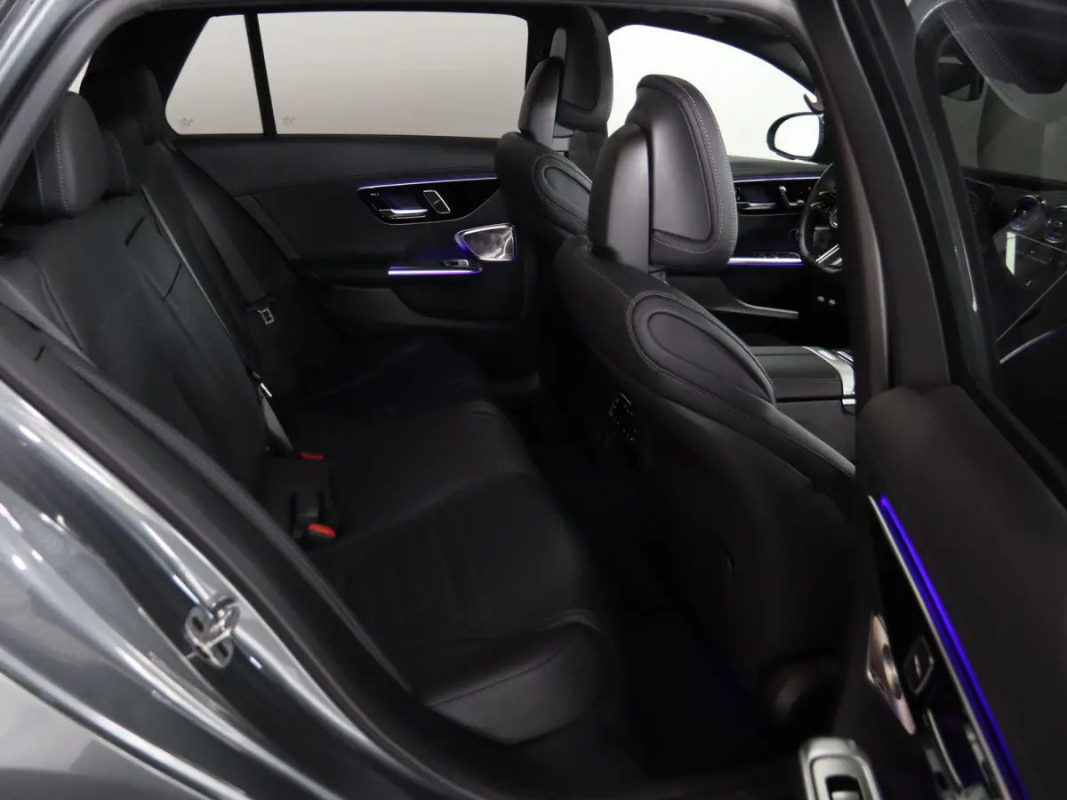 300e Business Solution AMG | Panoramaschuifdak | Nightpakket | Burmester | Head-Up | Digital Light |