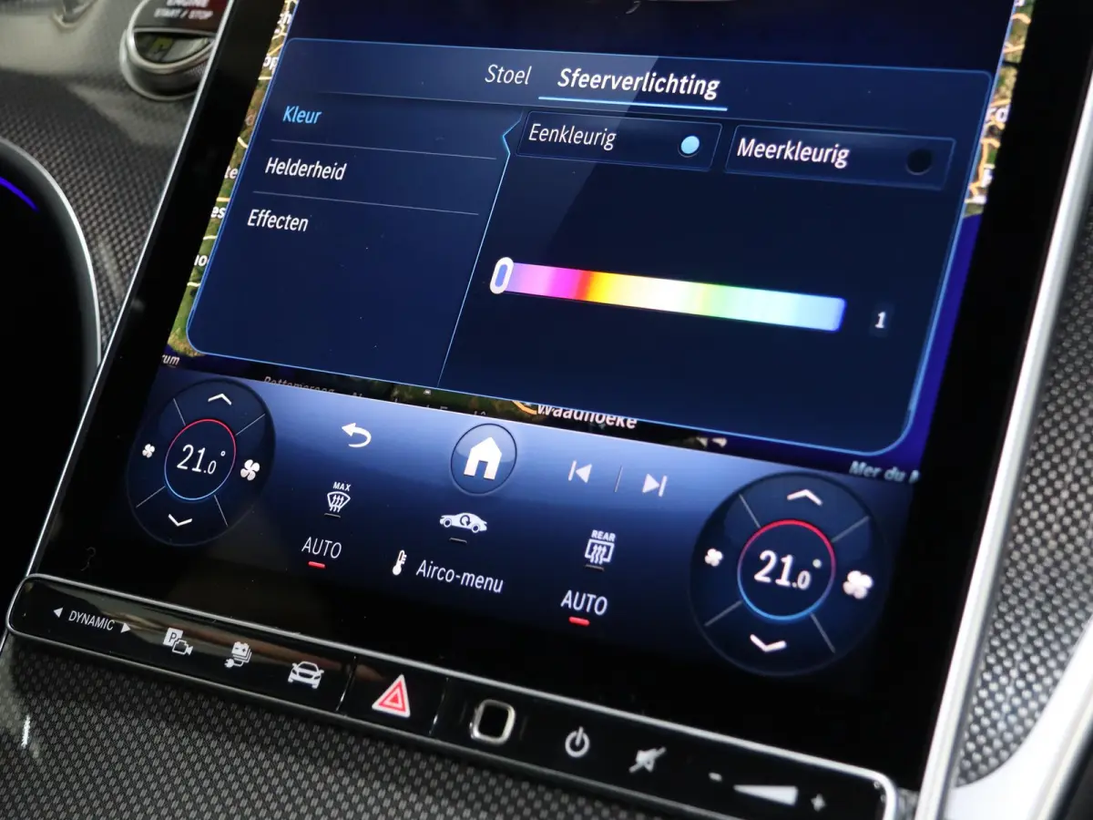 300e Business Solution AMG | Panoramaschuifdak | Nightpakket | Burmester | Head-Up | Digital Light |