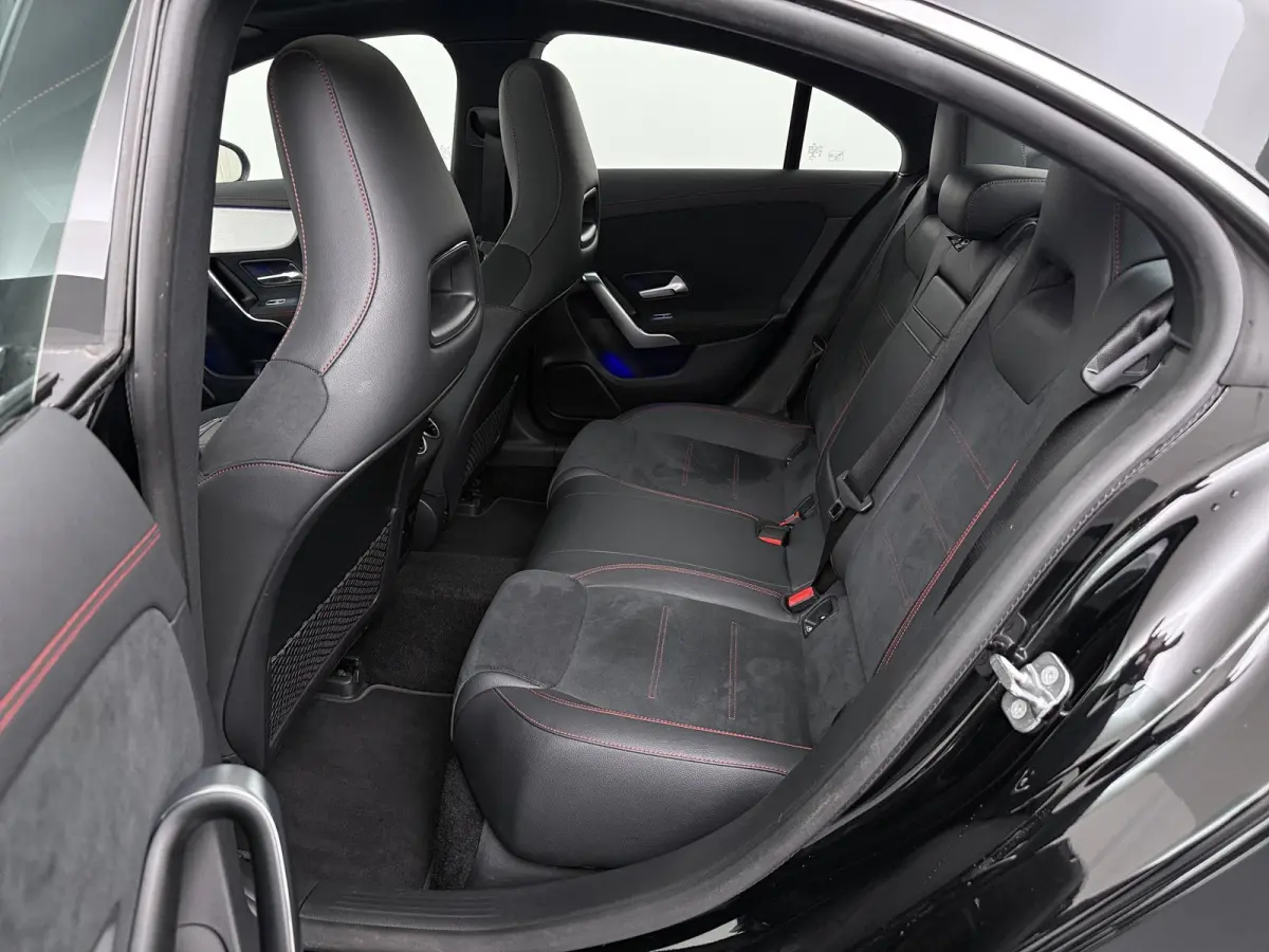 250 e AMG Line | Panoramadak | Widescreen | Stoelverwarming | Achteruitrijcamera |
