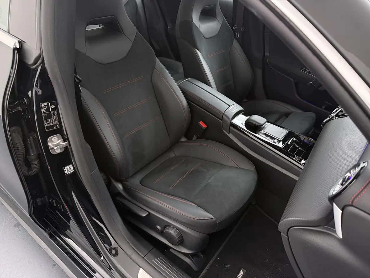 250 e AMG Line | Panoramadak | Widescreen | Stoelverwarming | Achteruitrijcamera |