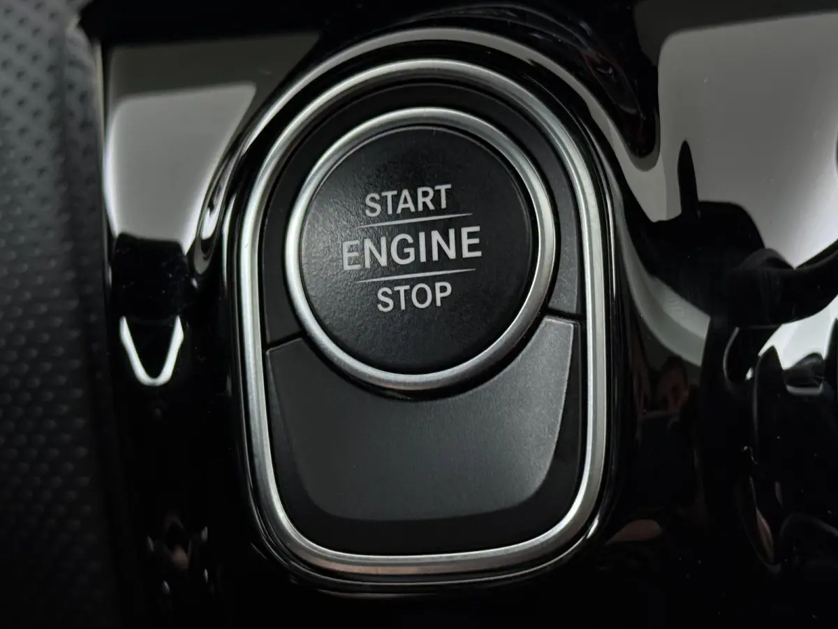250 e AMG Line | Panoramadak | Widescreen | Stoelverwarming | Achteruitrijcamera |
