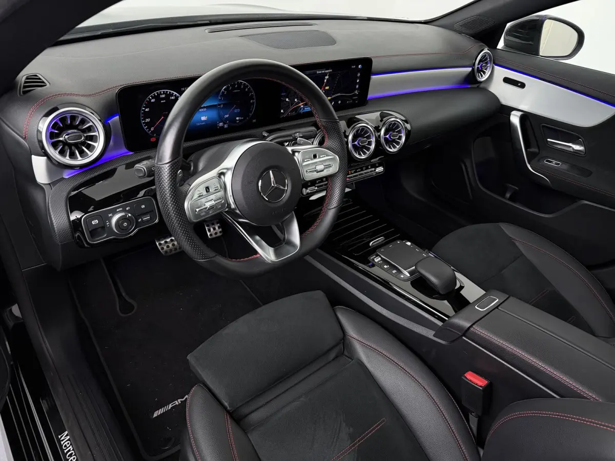 250 e AMG Line | Panoramadak | Widescreen | Stoelverwarming | Achteruitrijcamera |