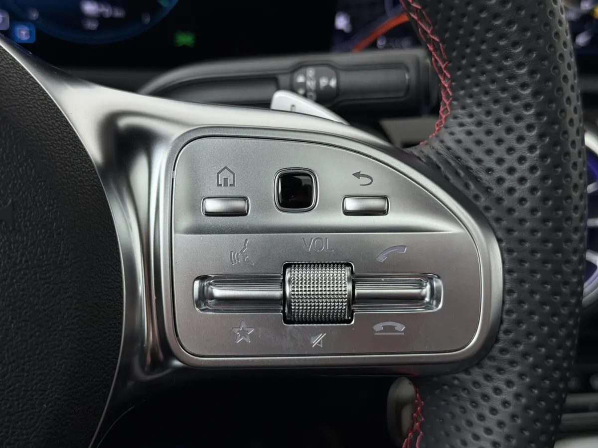 250 e AMG Line | Panoramadak | Widescreen | Stoelverwarming | Achteruitrijcamera |