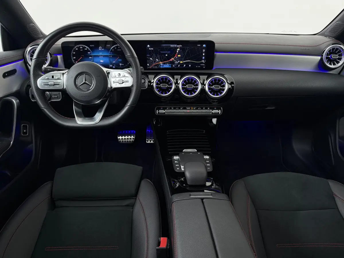250 e AMG Line | Panoramadak | Widescreen | Stoelverwarming | Achteruitrijcamera |
