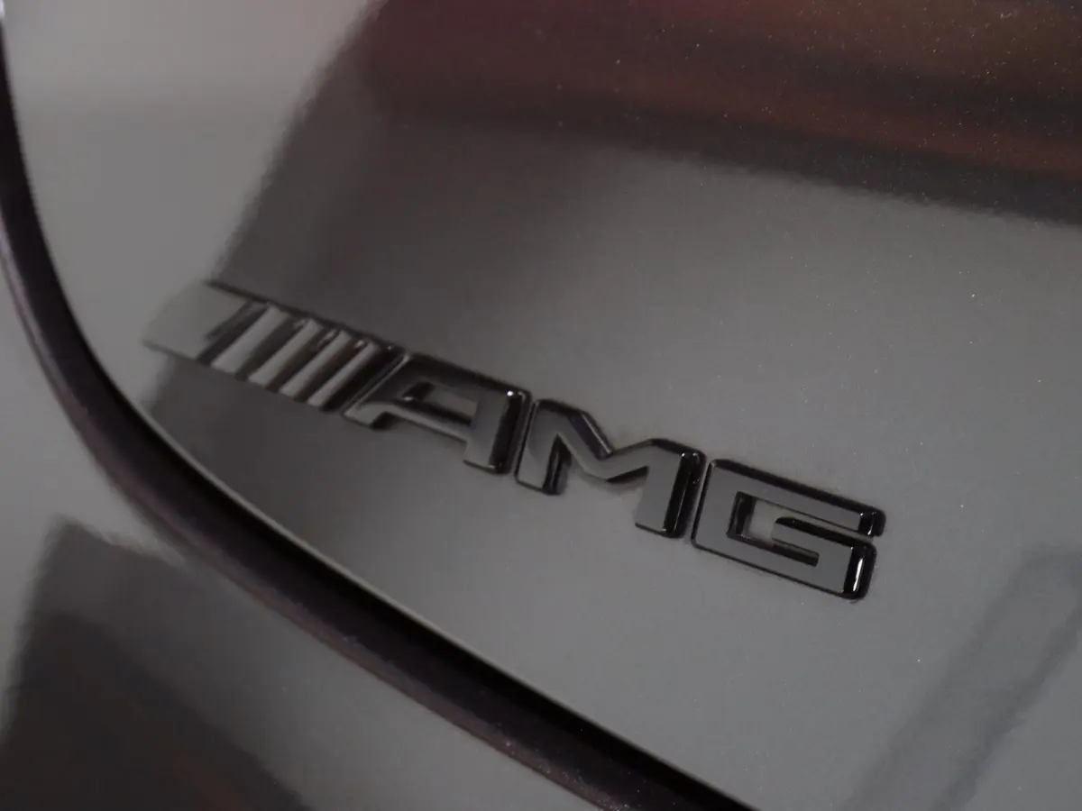 200 AMG Line | Digital Light | Panoramadak | 20" lichtmetalen velgen | Memory | 360 graden camera |