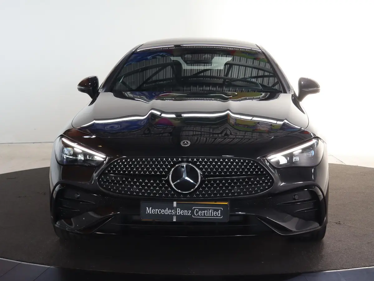 200 AMG Line | Digital Light | Panoramadak | 20" lichtmetalen velgen | Memory | 360 graden camera |
