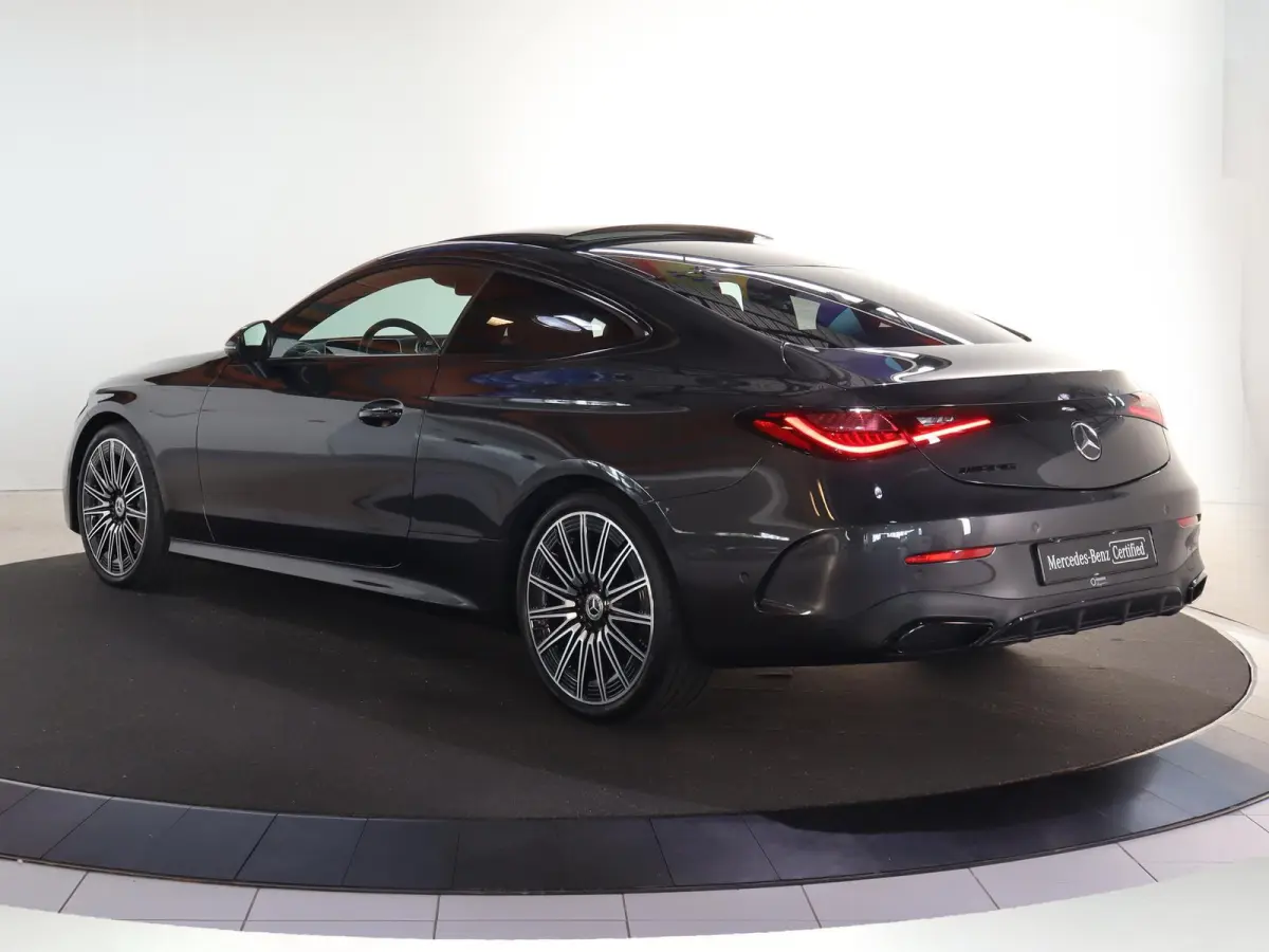 200 AMG Line | Digital Light | Panoramadak | 20" lichtmetalen velgen | Memory | 360 graden camera |