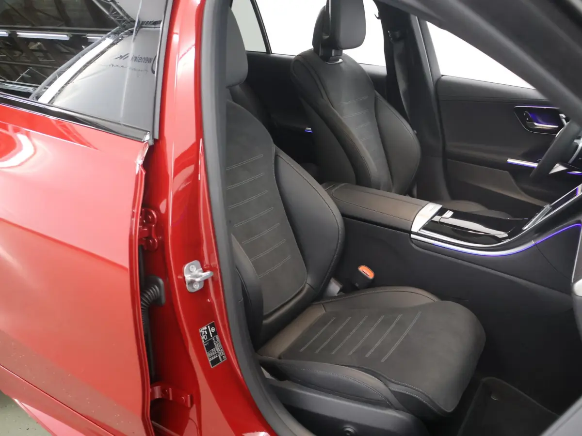300 e 140 Years Edition | AMG | Panoramadak | Memory | 360 graden camera | Grootlicht assistent |