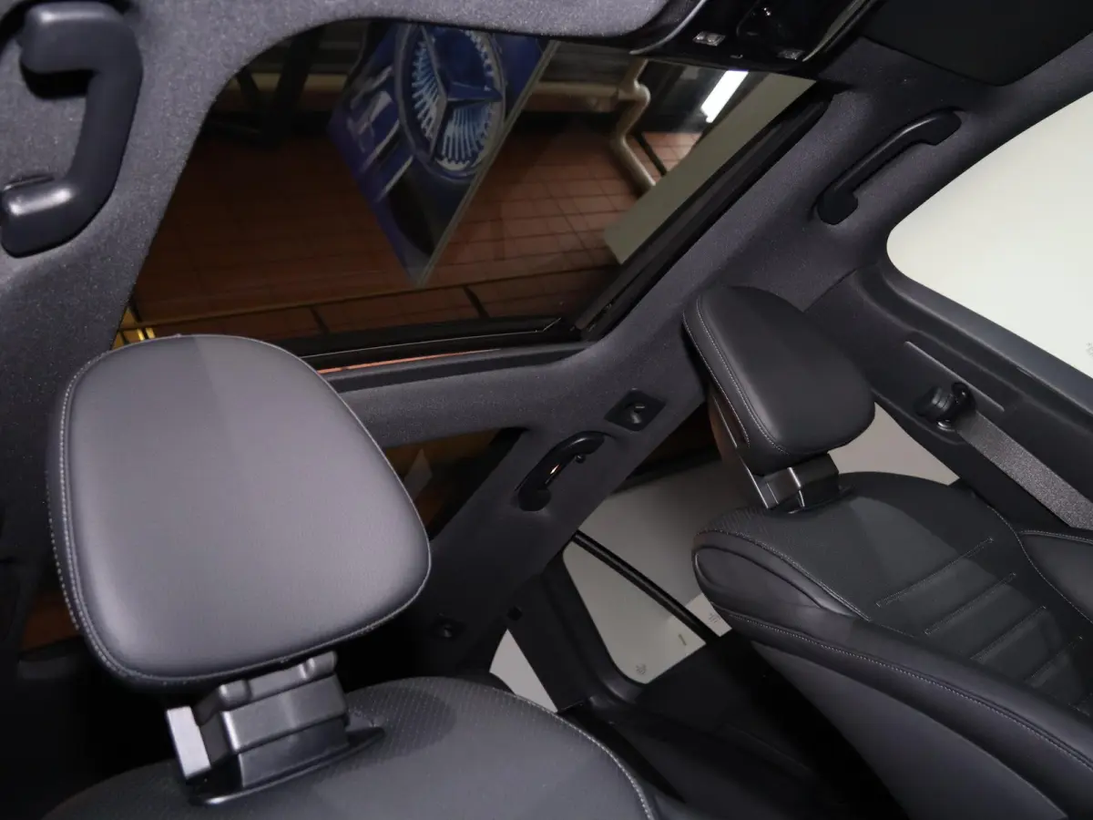 300e Business Solution AMG | AMG Line Plus | Trekhaak | Stoelventilatie | Head-up | Burmester |