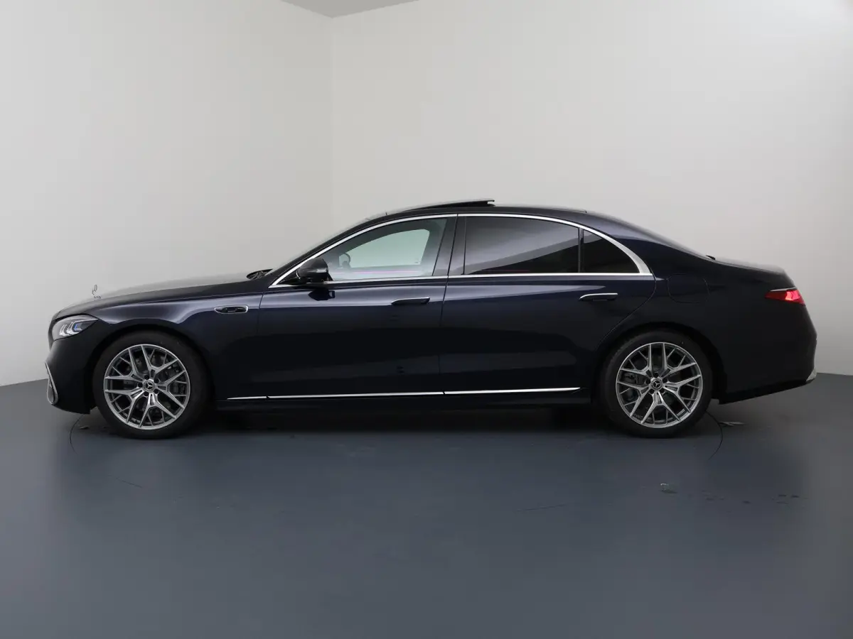 580 e 4MATIC Long | Executive stoelenpakket achter | Premium Plus pakket | AMG Line |
