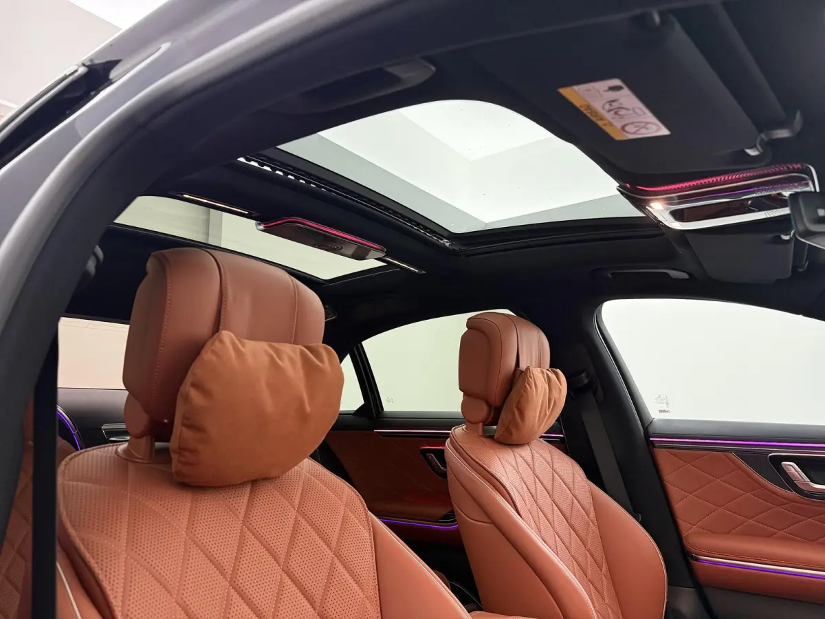580 e 4MATIC Long | Executive stoelenpakket achter | Premium Plus pakket | AMG Line |