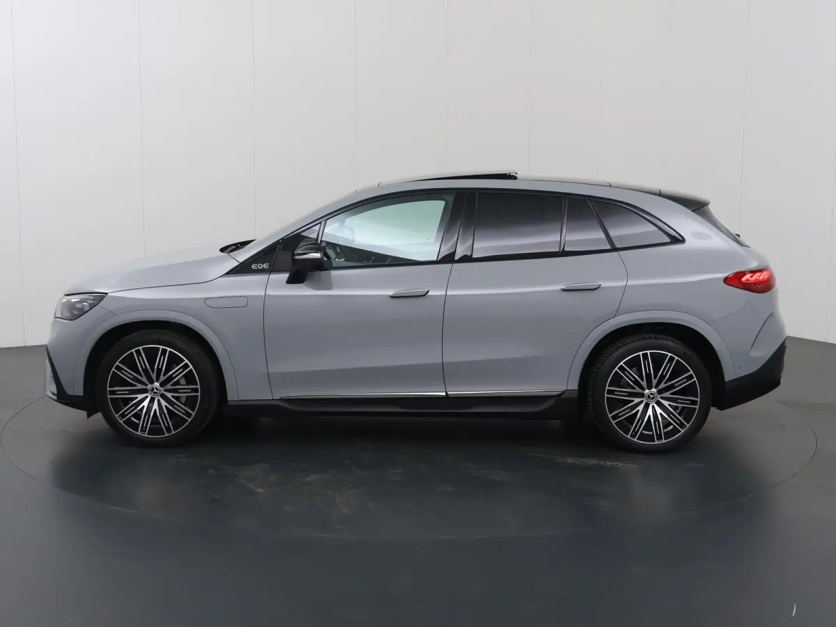 300 AMG Night | Luchtvering | Panoramadak | Rijassistentie pakket | Burmester | 360 camera |