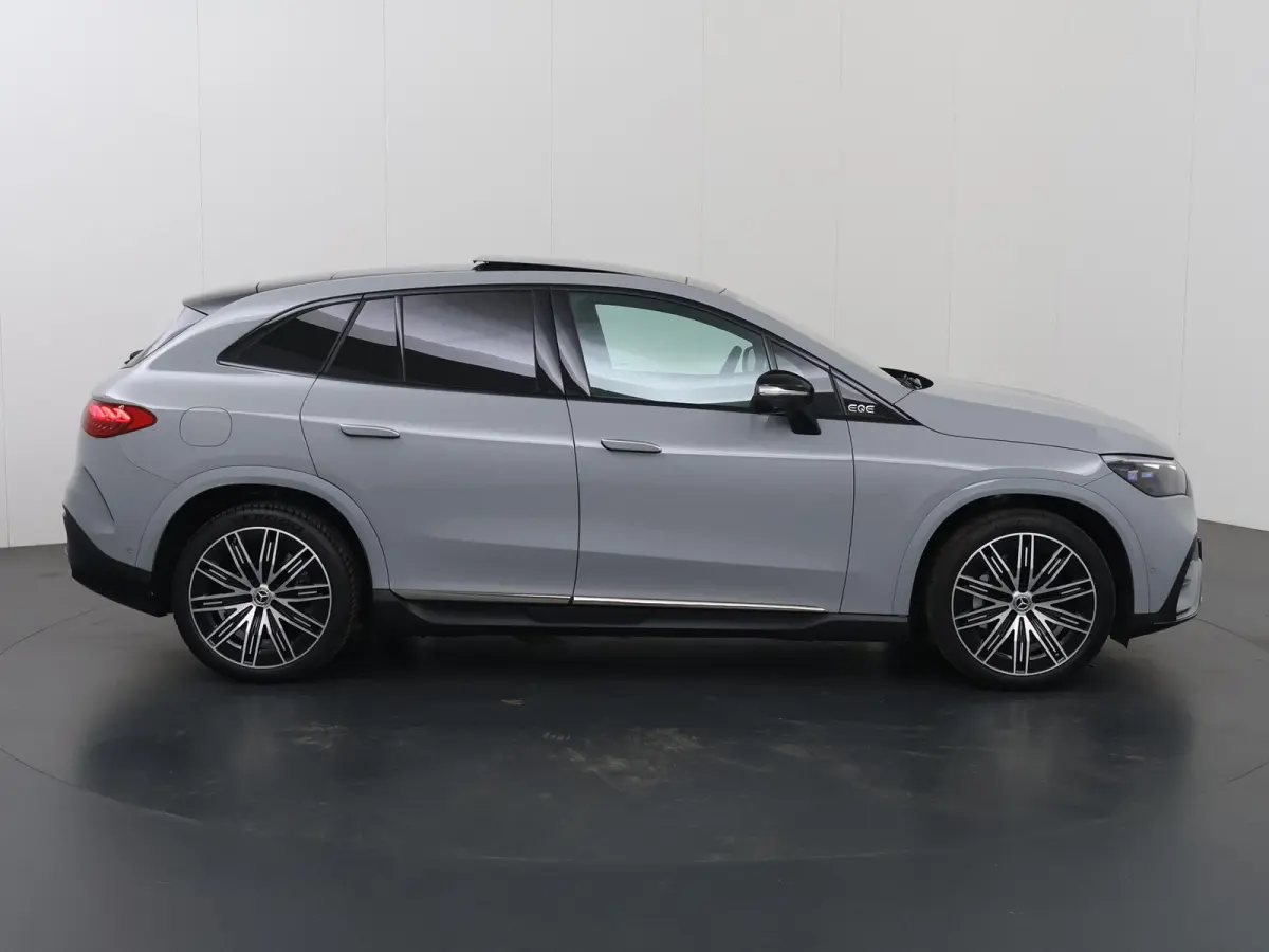 300 AMG Night | Luchtvering | Panoramadak | Rijassistentie pakket | Burmester | 360 camera |