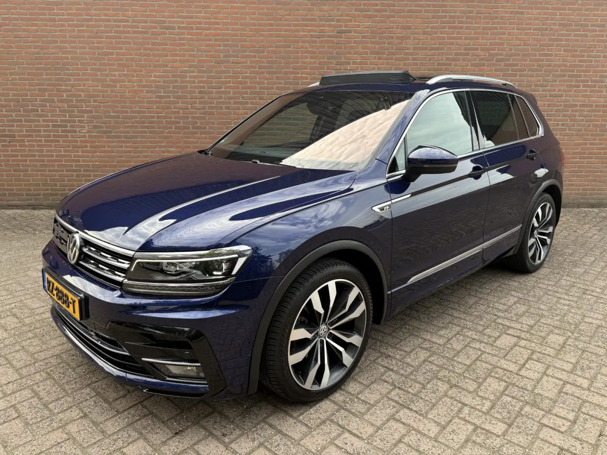 1.4 TSI ACT Highline 3x R-Line - Panorama