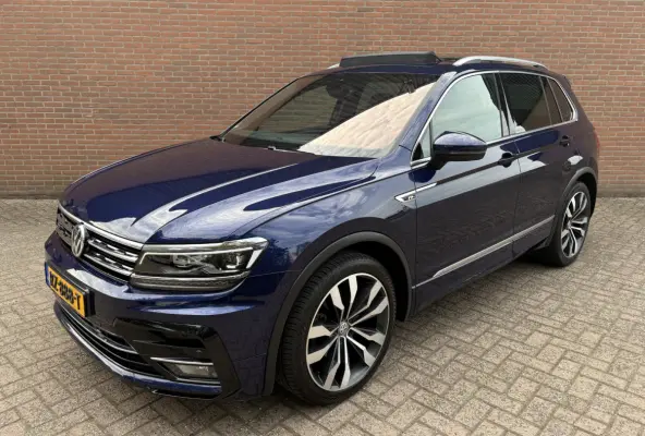 1.4 TSI ACT Highline 3x R-Line - Panorama