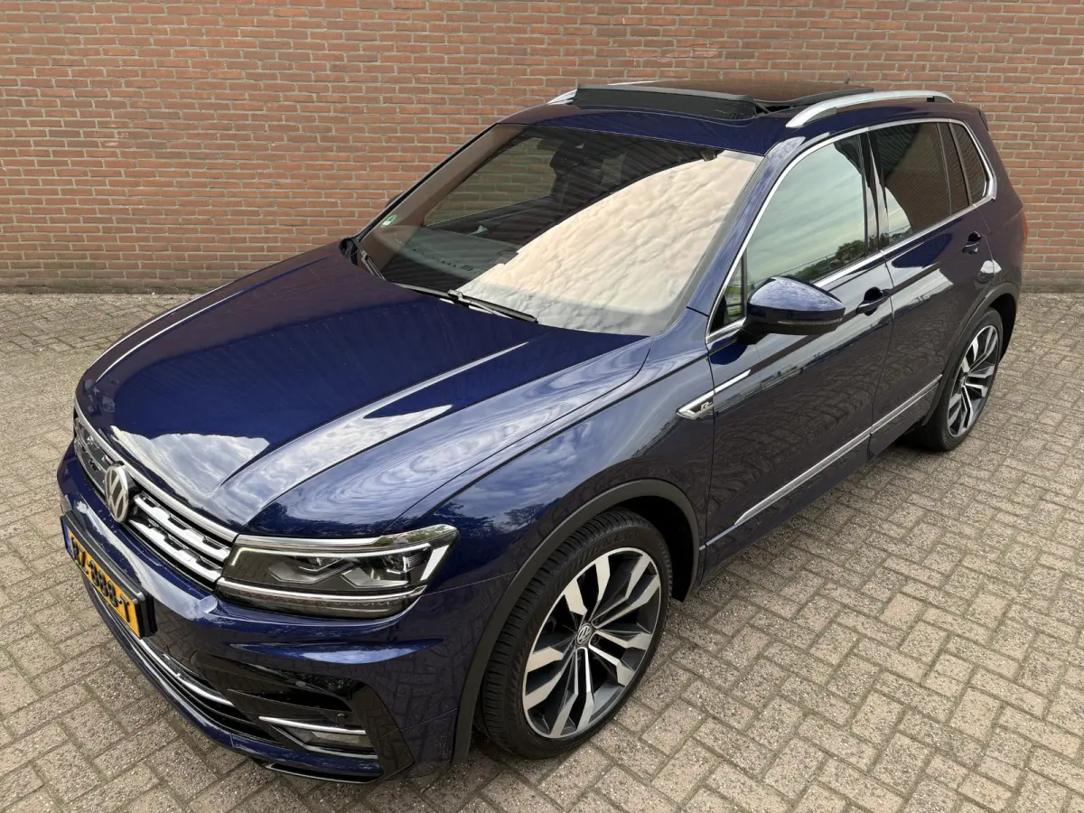 1.4 TSI ACT Highline 3x R-Line - Panorama