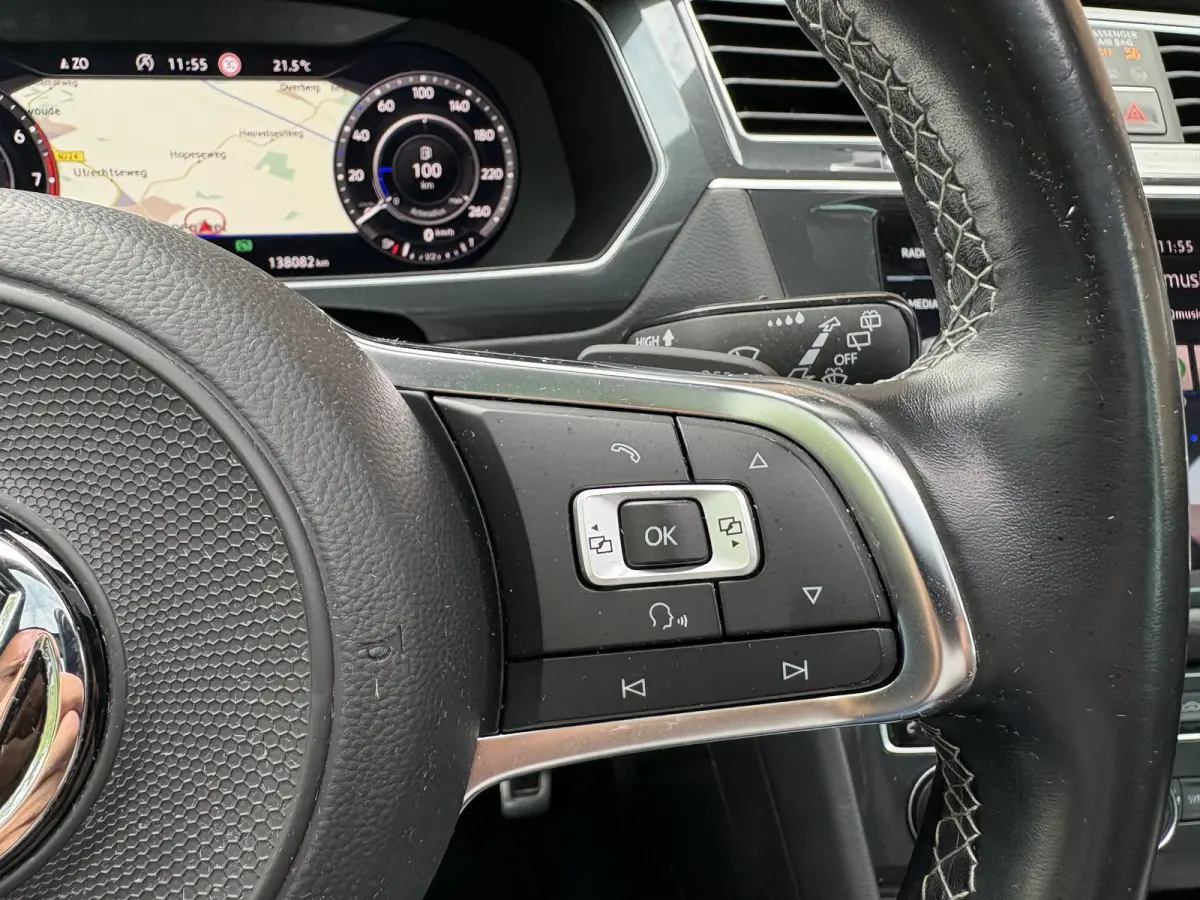 1.4 TSI ACT Highline 3x R-Line - Panorama