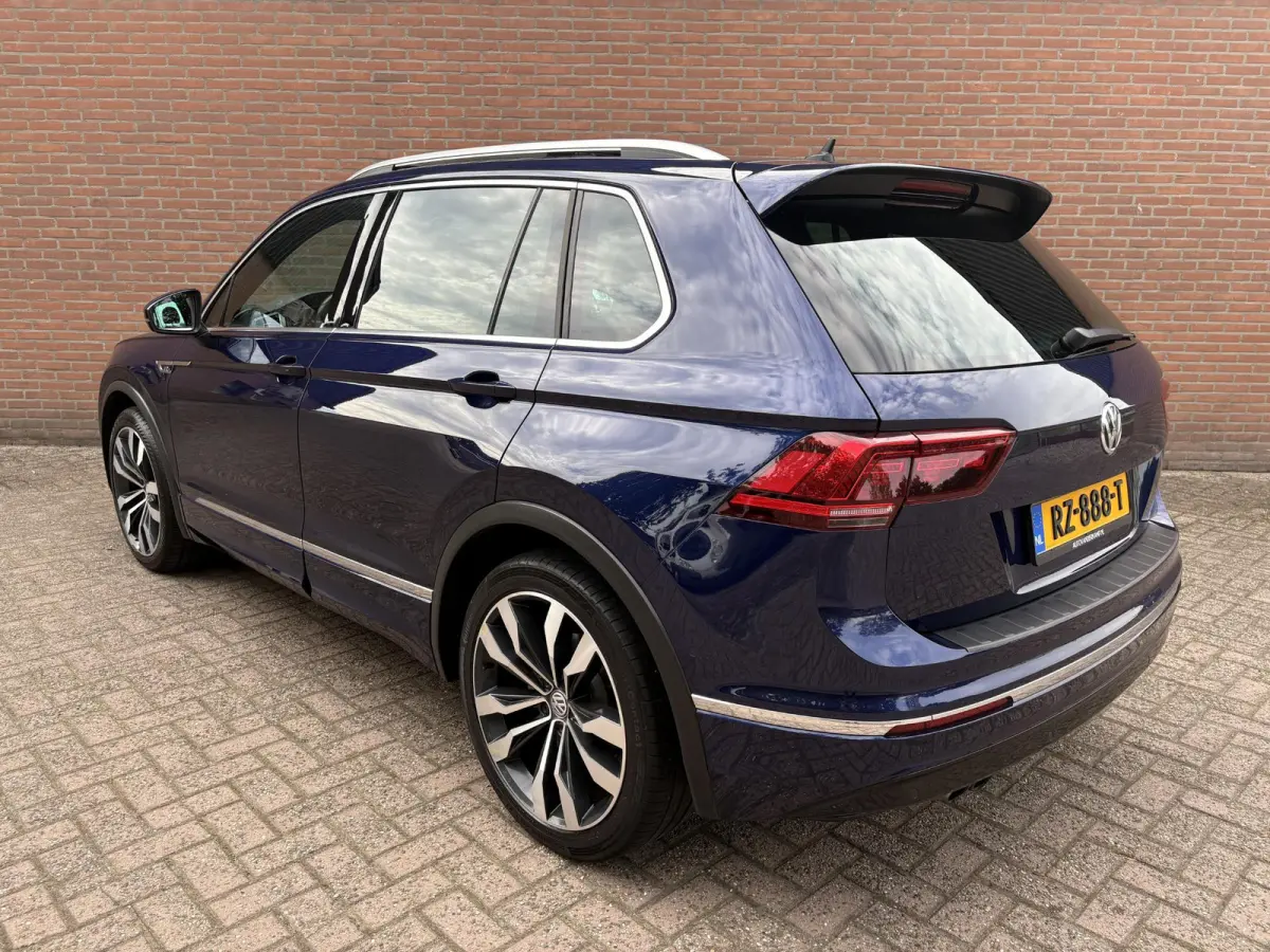 1.4 TSI ACT Highline 3x R-Line - Panorama