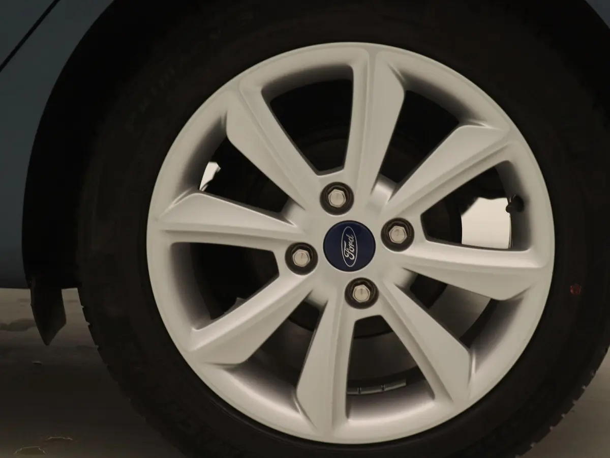 1.1 Trend | Cruise Control | Navigatie | Apple Carplay |